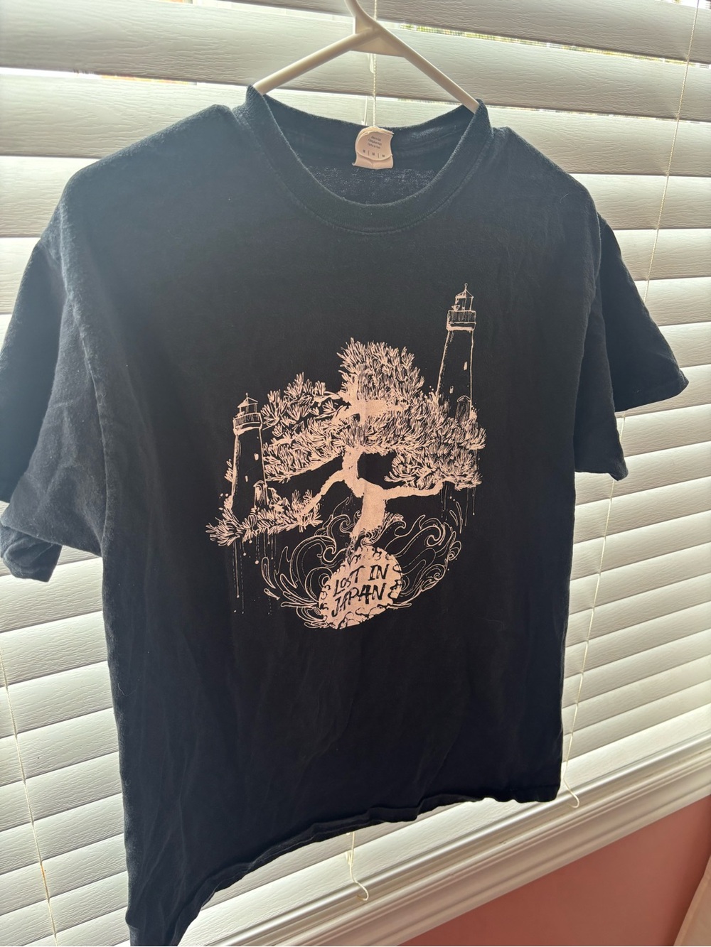 Gildan Black Short-Sleeve Tee with White 'Lost in Japan' Graphic